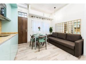Część wypoczynkowa w obiekcie Precioso estudio situado en la zona de Las Ventas Barbadillo Der