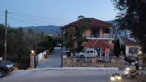 Gallery image of Kali 's Studios in Alikanas