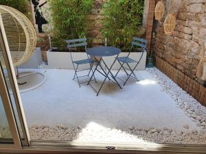 Patio alebo iná vonkajšia časť ubytovania Suite 6