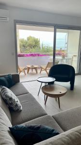 Posedenie v ubytovaní LA MAUVIERE - 75m2 - 4pers - Parking - Wifi