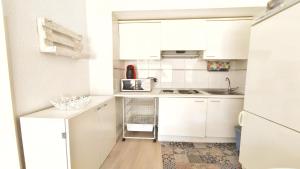 Kuchyňa alebo kuchynka v ubytovaní VACAY Apartamento Calme, en Costa Brava L'Escala