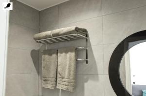 Phòng tắm tại Blackbird Accommodation and Luxury Apartments room 11 +8 ảnh