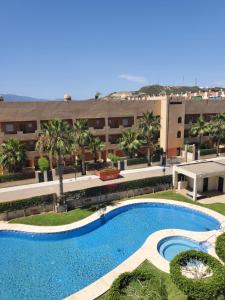 Bazén v ubytovaní ¡Espectacular Marvel®Ático con piscina privada en primera línea de Vera-Playa! alebo v jeho blízkosti