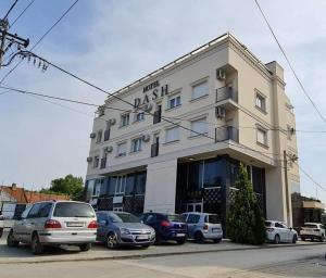 Budova, kde se hotel nachází