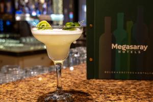 Bebidas em Megasaray Westbeach Antalya