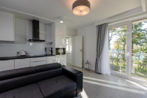 Køkken eller tekøkken på Resort Apartamenty Klifowa Rewal 81