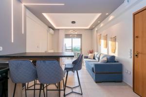 Posedenie v ubytovaní SithoniaRS Luxury Apartment 2nd Floor with Sea View