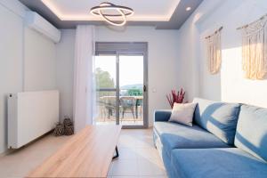 Posedenie v ubytovaní SithoniaRS Luxury Apartment 2nd Floor with Sea View