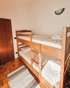 Posteľ alebo postele v izbe v ubytovaní Milla 1 Trogir
