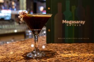 Bebidas em Megasaray Westbeach Antalya