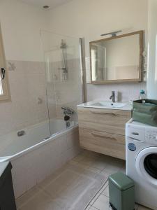 Koupelna v ubytování Gîte Maez 4 pers 29450 sizun + 19 fotografií