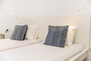 Ένα ή περισσότερα κρεβάτια σε δωμάτιο στο Depa's Home