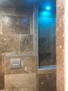 Ένα μπάνιο στο Appartement neuf cap d'agde location