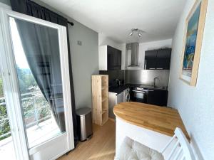 Gallery image of Mon Appart'hôtel - Climatisation avec Parking Gratuit in Brive-la-Gaillarde