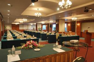 Konferenční prostory v ubytování Grand Margherita Hotel + 33 fotografií