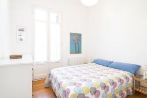 Lova arba lovos apgyvendinimo įstaigoje Barcelona cozy apartment