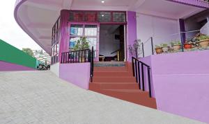 Galeriebild der Unterkunft Itsy By Treebo - Shillong Tower Guesthouse in Shillong