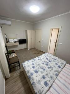 Foto Tiranas asuva majutusasutuse New Bazaar Rooms galeriist