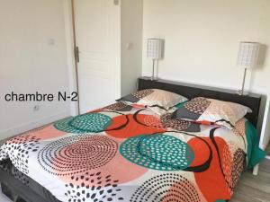 Horizon Caramany : un havre de douceur, vue lac ! 객실 침대