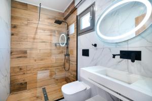 Koupelna v ubytování Valen Mare Suites