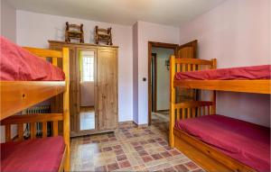 A bed or beds in a room at Awesome Home In Montefrío