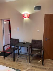 A seating area at Guest House Elegance