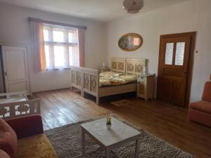 Postel nebo postele na pokoji v ubytování Apartmán Měňany