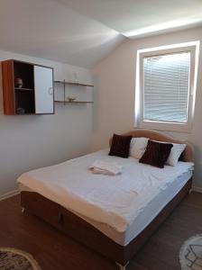 Postel nebo postele na pokoji v ubytování Sleep and drive No5 - free wifi