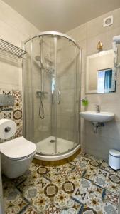 Koupelna v ubytování Villa K2 + 62 fotografií