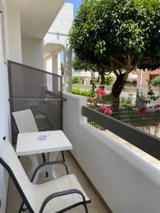 Balkón nebo terasa v ubytování Karpignàna Hotel