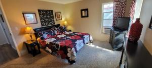 Μια τηλεόραση ή/και κέντρο ψυχαγωγίας στο Home away from home, mobile home 2yourself