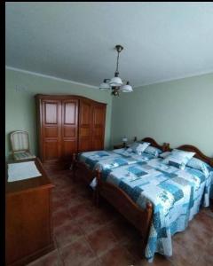 Katil atau katil-katil dalam bilik di La Eria de Villaverde
