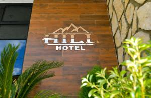 Certifikát, hodnocení, plakát nebo jiný dokument vystavený v ubytování Hill Hotel