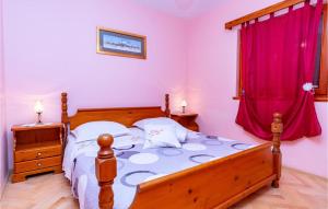 Postel nebo postele na pokoji v ubytování Holiday Home Prizba Bb