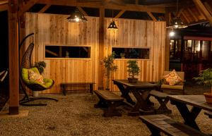 Posezení v ubytování Kizuna Lodge & BBQ Centre