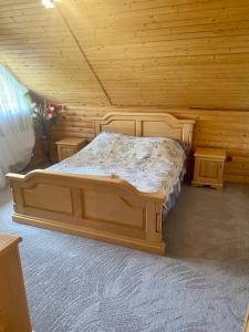 Posteľ alebo postele v izbe v ubytovaní Guest House Arnika