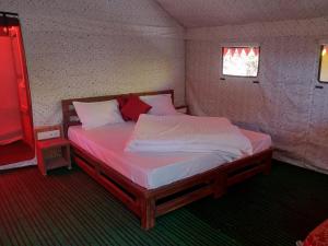 Ảnh trong thư viện ảnh của Kausani adventures & camping ở Kausani