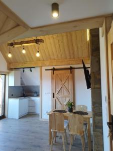 Kuchyňa alebo kuchynka v ubytovaní Apartament u Bobaków 1