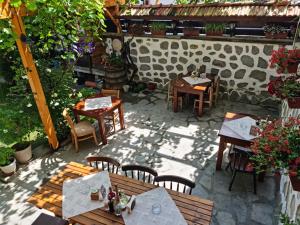 Restaurace v ubytování Mamin Kolio