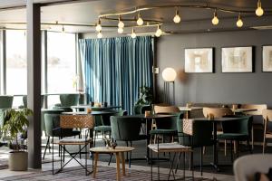 Posezení v ubytování Gränsö Slott Hotel & Spa