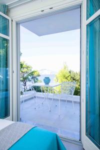 Balkón alebo terasa v ubytovaní Marpunta Resort, Santikos Collection