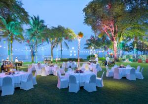 Zahrada ubytování Hyatt Regency Hua Hin + 37 fotografií