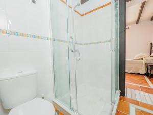 Koupelna v ubytování Tu Villa Rural Lentisco 8 Dormitorios Piscina privada