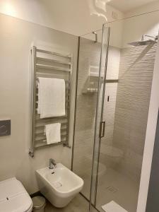 Phòng tắm tại GombitHotel