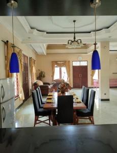 Fotografie z fotogalerie ubytování The Kulawi Villa & Resort v destinaci Puncak