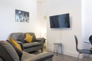 Gallery image of Boaler House, modern 4 Bed House with parking Sleeps 8 in Liverpool