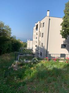 Vonkajšia záhrada v ubytovaní Apartman Nataša