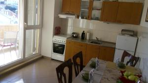 Kuchyň nebo kuchyňský kout v ubytování Apartment Z&E