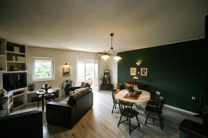 Posedenie v ubytovaní apartman Iva