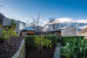 Gallery image of A Stunning Stay - Queenstown Holiday Home in Queenstown